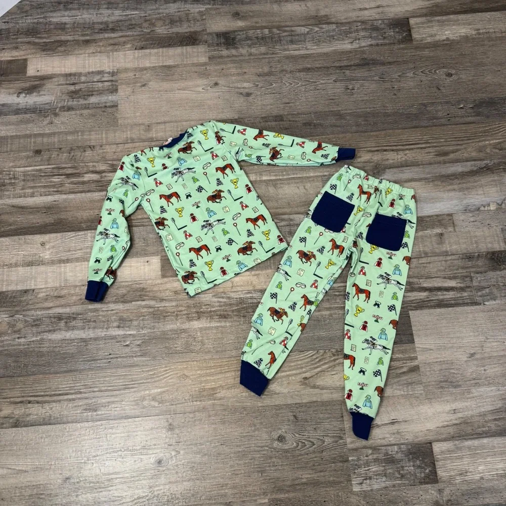 Smockingbird Kids' Size‎ 4T Green Horse Racing Derby Print Pajama Set